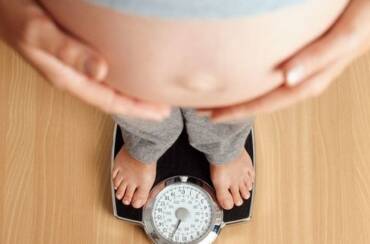 Лишний вес мамы и беременность